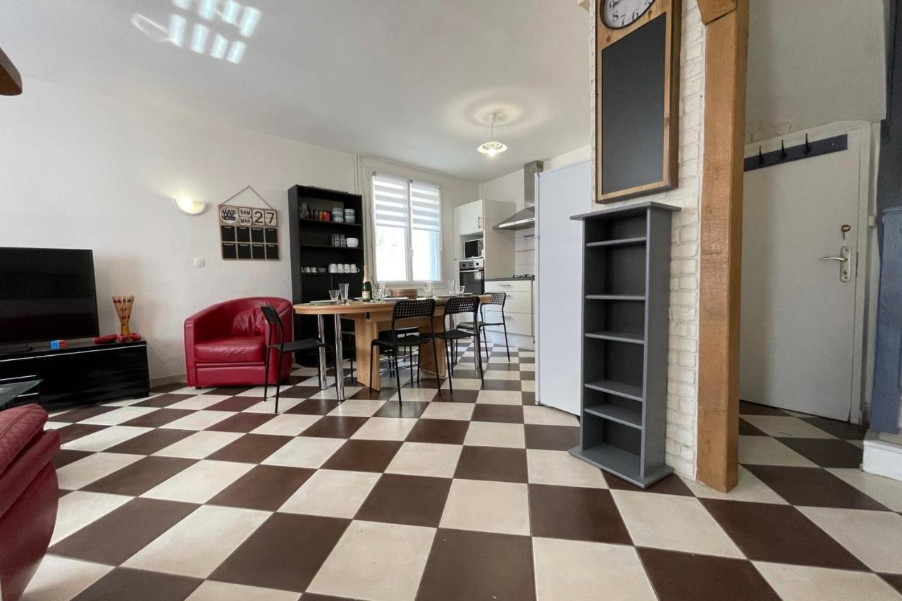 Вилла Town House In The Heart Of The Cher Valley Near Amboise Blere Экстерьер фото